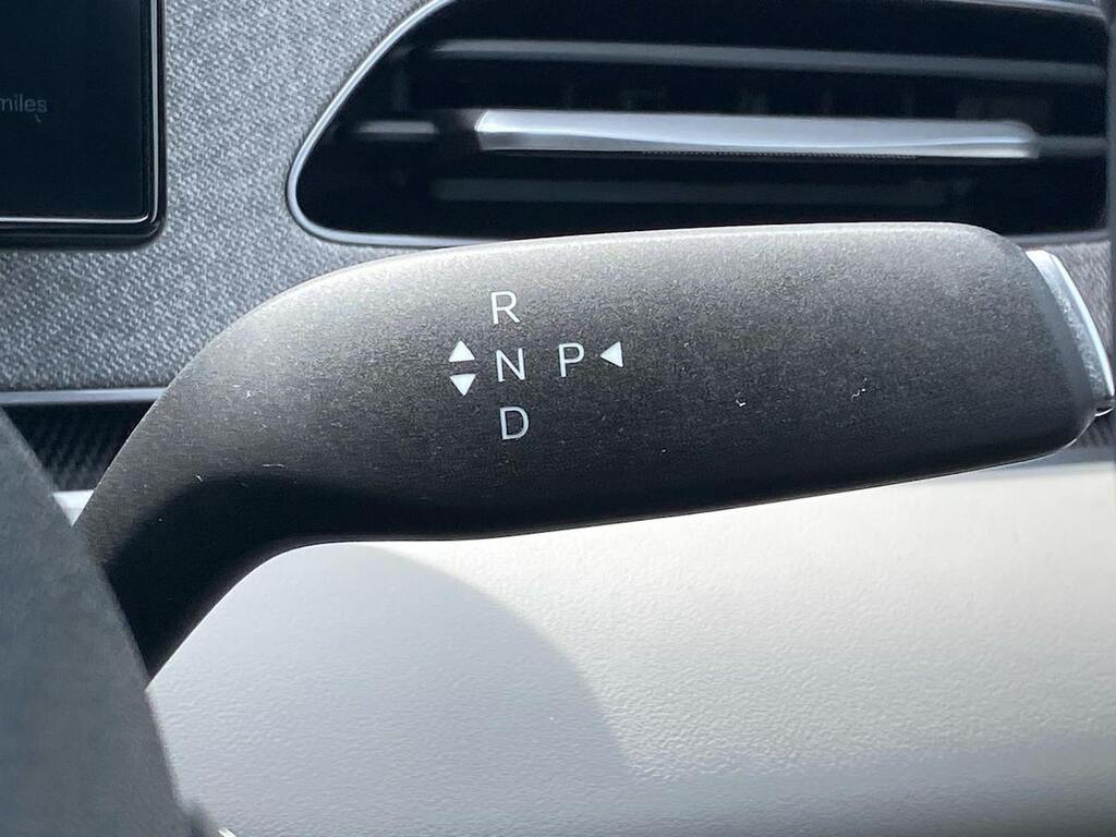 Byd Seal 1.5 Dm-i 26.6Kwh Comfort Cvt Euro 6 Ss White #28