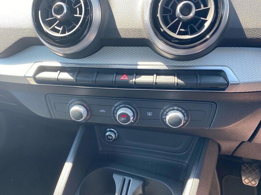 Audi Q2 Audi Q2 Estate 35 Tfsi S Line S Tronic White #12