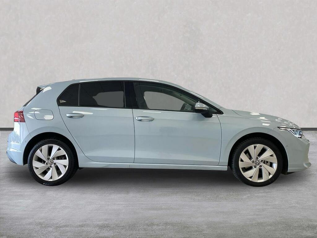 Volkswagen e-Golf 1.5 Tsi Ehybrid 19.7Kwh Match Hatchback Blue #3