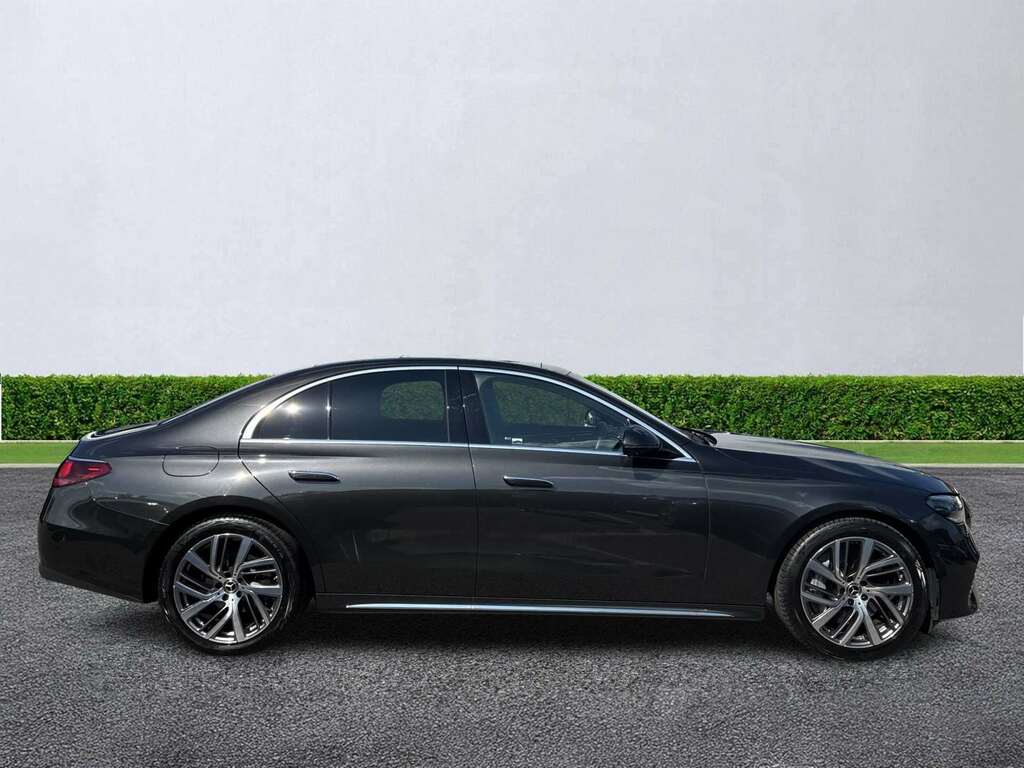 Mercedes-Benz E Class E200 Exclusive Premium 9G-tronic Grey #3