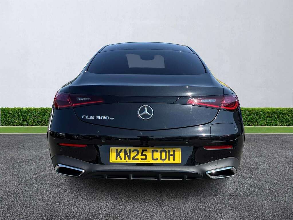 Mercedes-Benz CLE Class Cle 300E Amg Line Premium 9G-tronic Black #4
