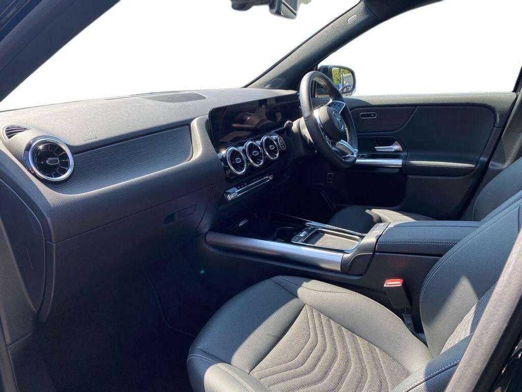 Mercedes-Benz GLA Class Gla 180 Sport Edition KN25PXB Black #6