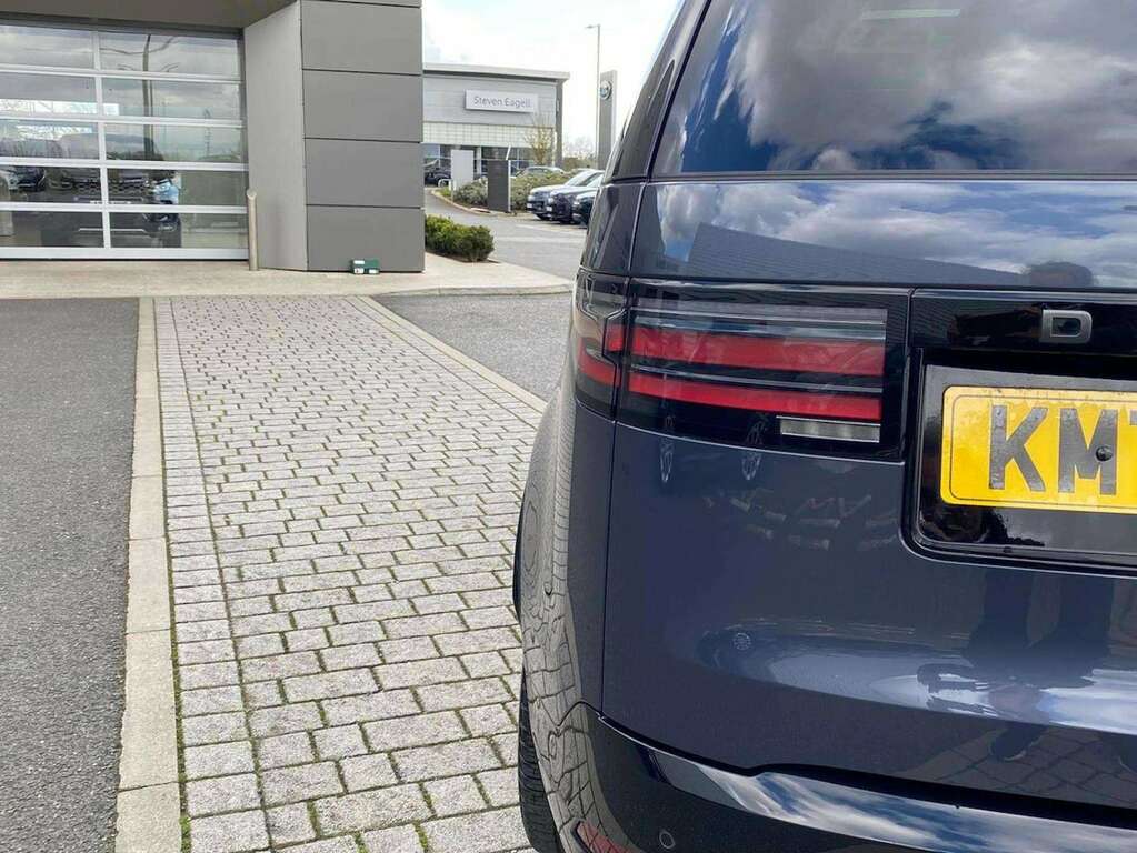 Land Rover Discovery 3.0 D300 Mhev Metropolitan Edition Suv Silver #9