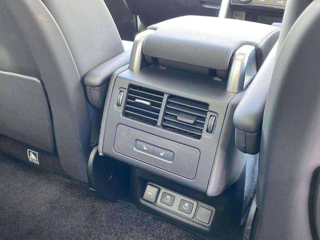 Land Rover Discovery 3.0 D300 Mhev Metropolitan Edition Suv Silver #18