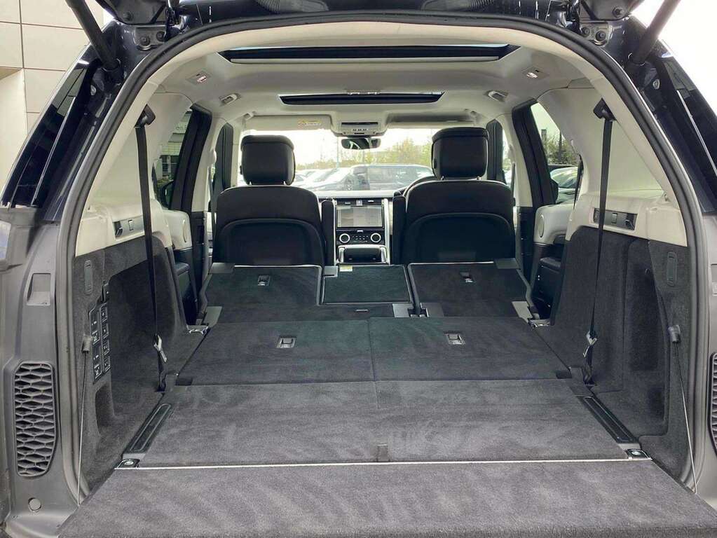 Land Rover Discovery 3.0 D300 Mhev Metropolitan Edition Suv Silver #31