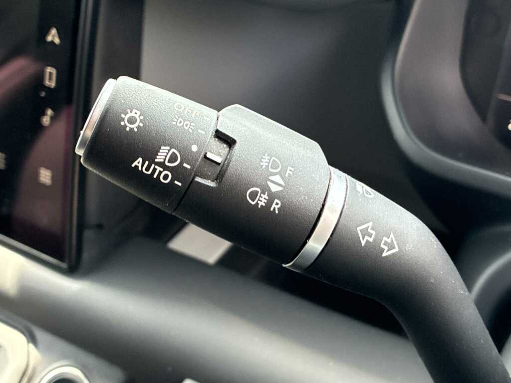 Volvo V60 T6 Awd Plus Dark Recharge Phev Delivery Mileage White #37