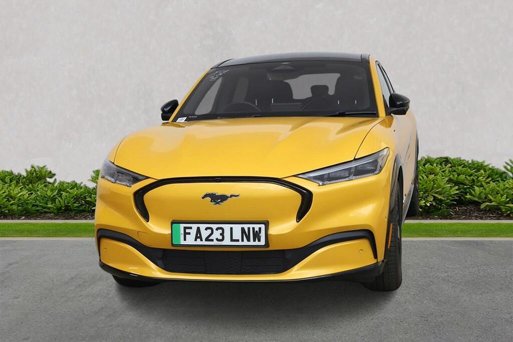 Ford Mustang Mach-E Extended Range 91Kwh Suv Aw Orange #2