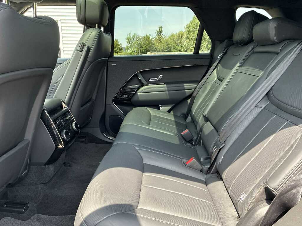 Land Rover Range Rover Sport 3.0 D350 First Edition Black #4