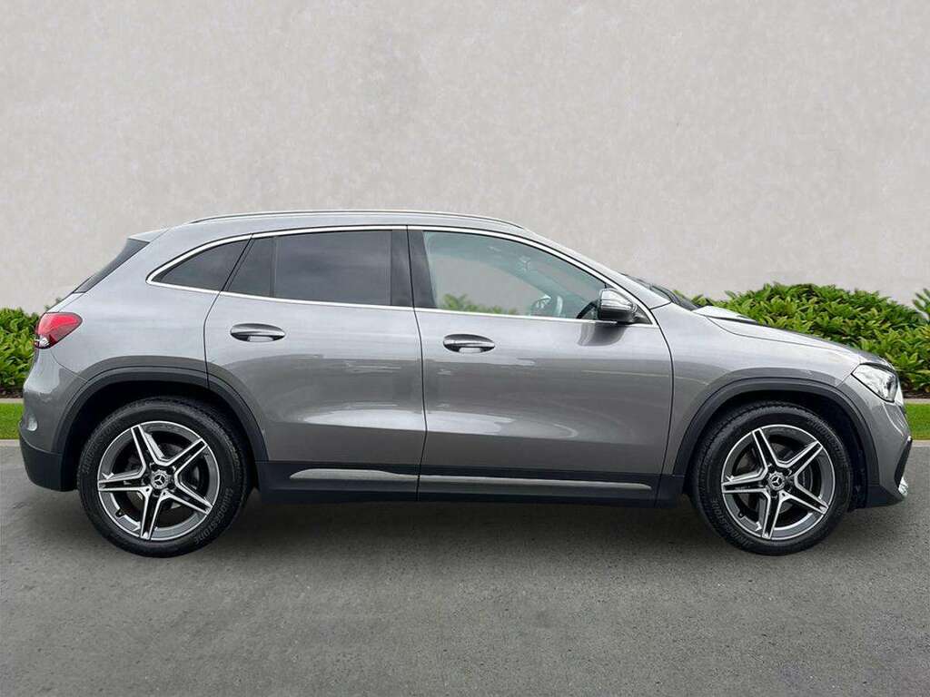 Mercedes-Benz GLA Class Gla 200 Amg Line Grey #3