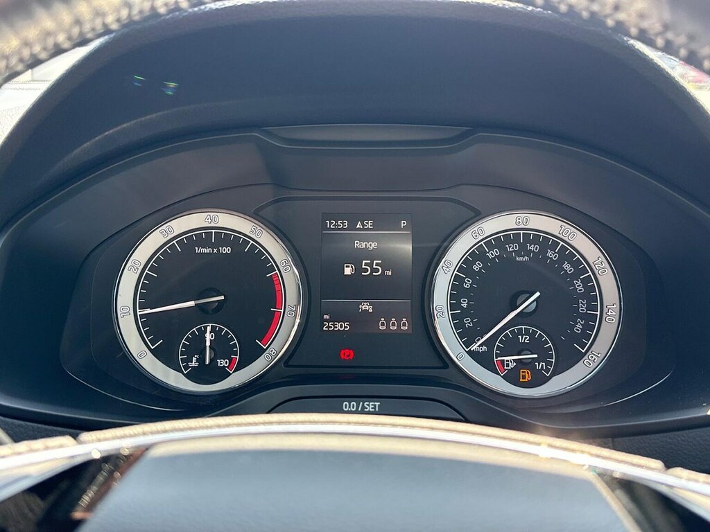 Skoda Karoq 1.5 Tsi Sport Line Blue #10