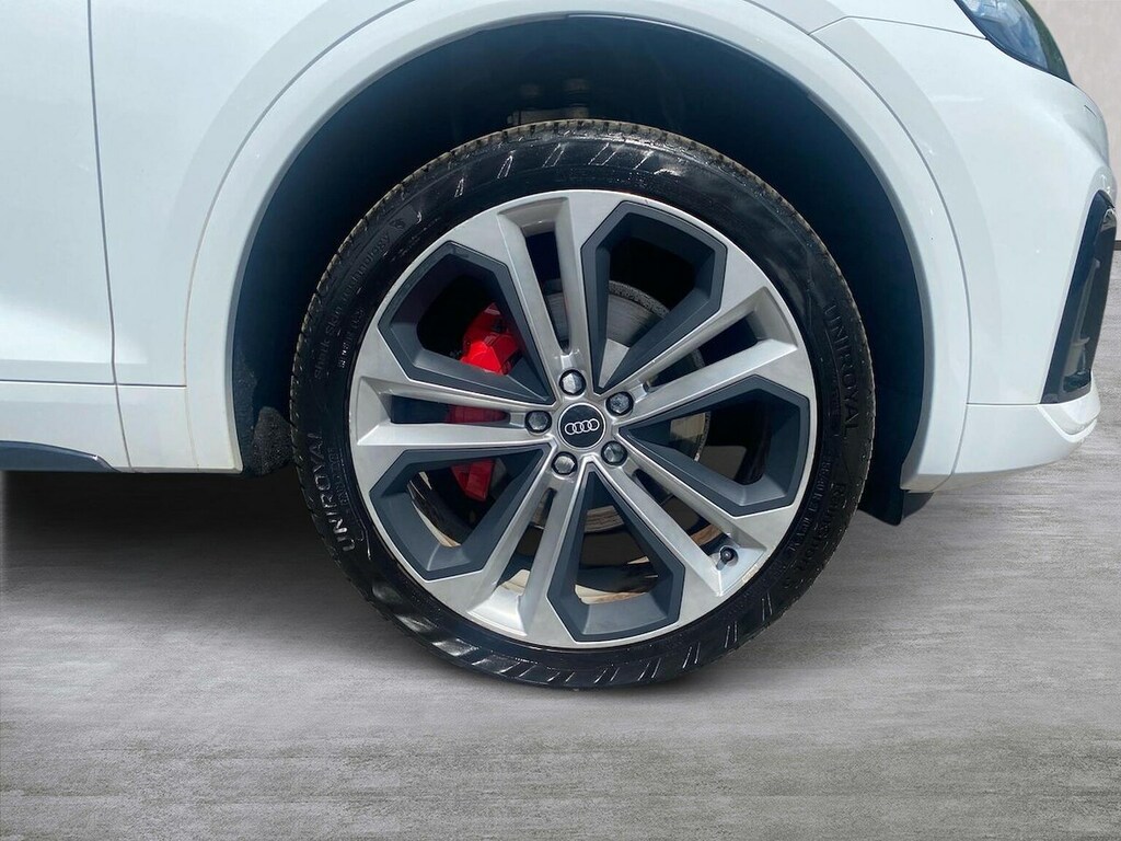 Audi Q5 2.0 Tdi 40 Edition 1 Suv S Tronic Quatt MJ71DPE White #6