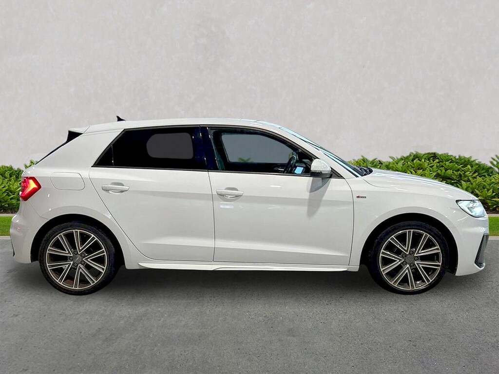 Audi A1 1.0 Tfsi 30 S Line Sportback Eur White #3