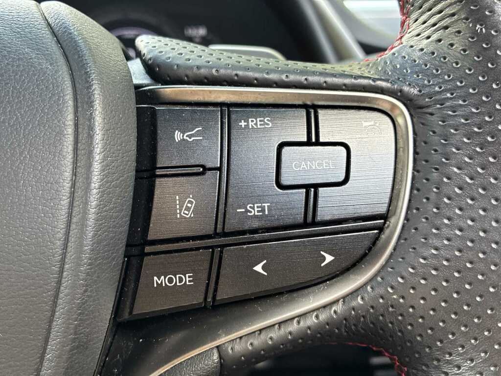 Lexus ES 300H 2.5 F-sport Cvt With Takumi Pack Red #24