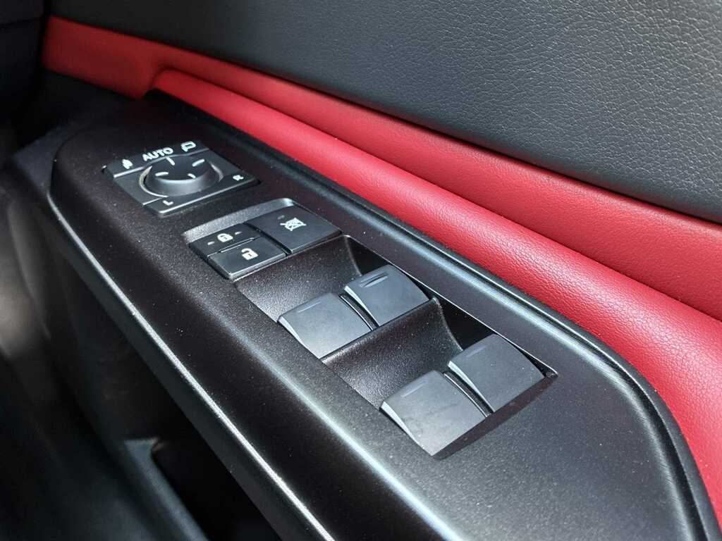 Lexus ES 300H 2.5 F-sport Cvt With Takumi Pack Red #20