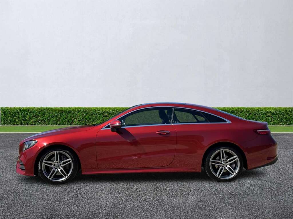 Mercedes-Benz E Class E220d Amg Line Premium Plus 9G-tronic Red #4