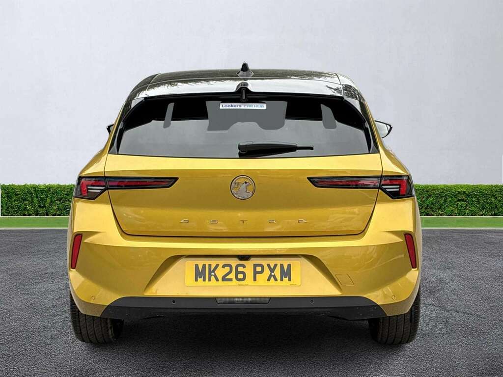 Vauxhall Astra 1.2 Turbo 130 Griffin Yellow #4