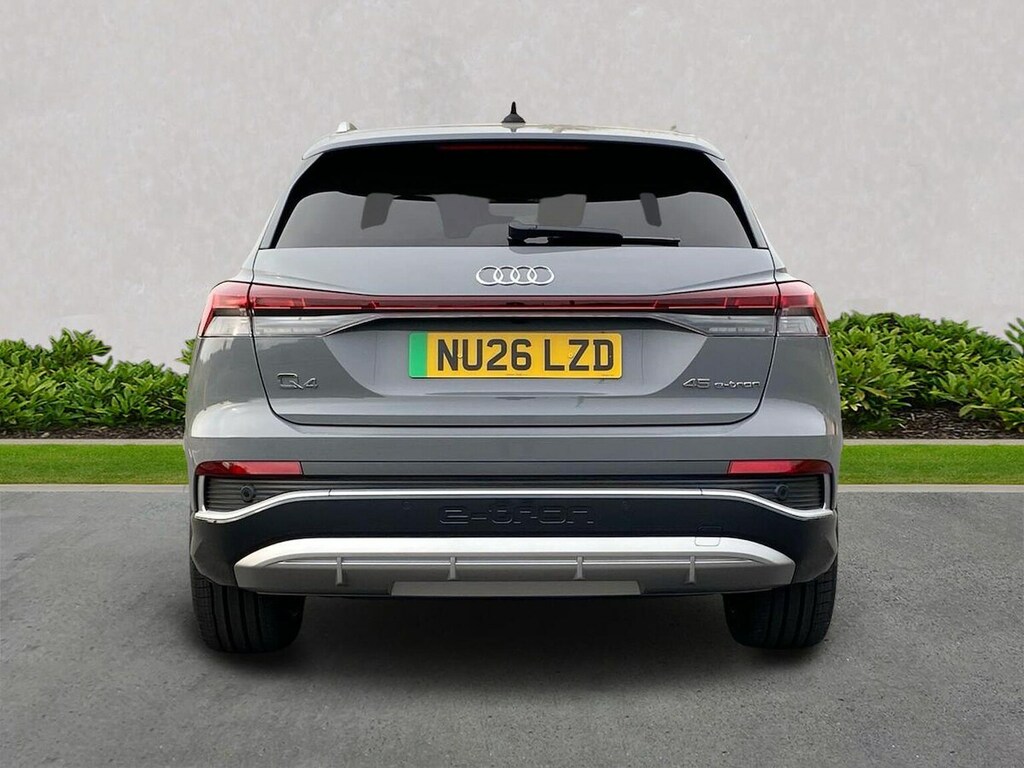 Audi Q4 E Tron 45 S Line Suv 82Kwh 286 Ps Grey #4