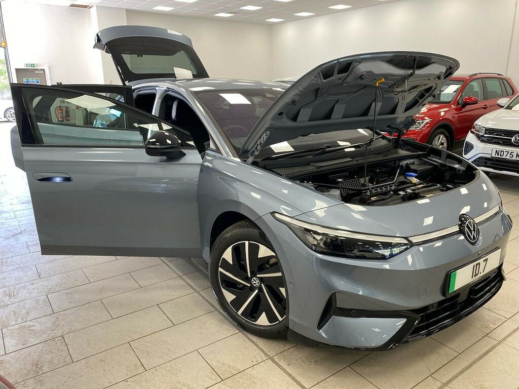 Volkswagen ID.7 Gtx 86Kwh Plus Tourer 4Motion 3 Black #40