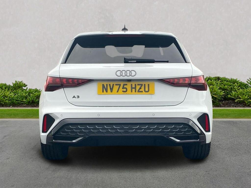 Audi A3 A3 Sportback S Line Tfsi 150 Ps S Tronic White #4