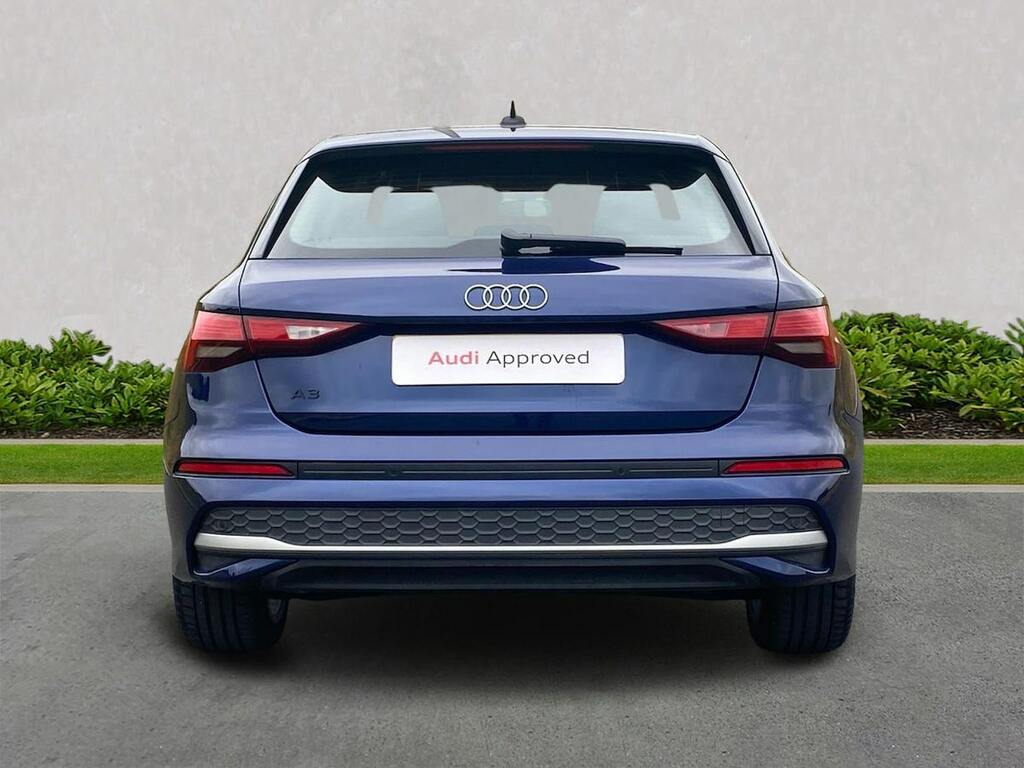 Audi A3 1.5 Tfsie 40 Sport Sportback Plug-in Hy Blue #4