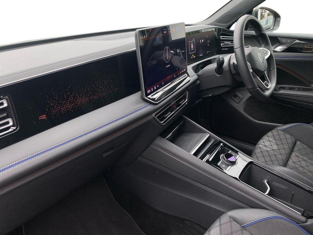 Volkswagen Tiguan 1.5 Tsi Ehybrid 19.7Kwh R-line Suv Plug Green #6