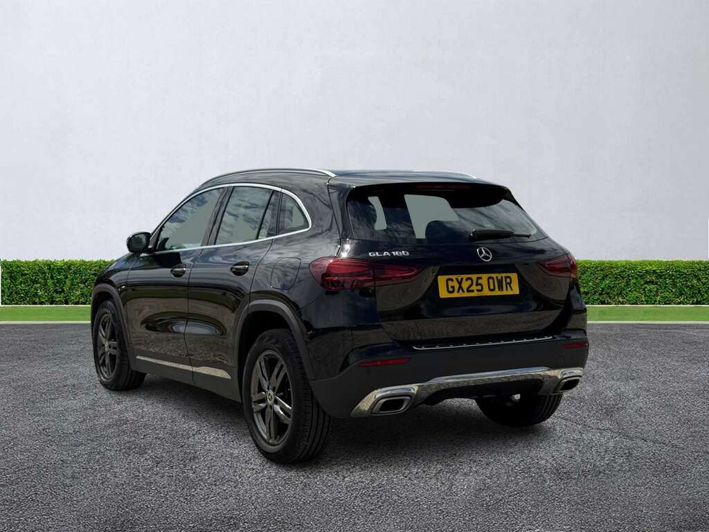Mercedes-Benz GLA Class Gla 180 Sport Edition Black #5