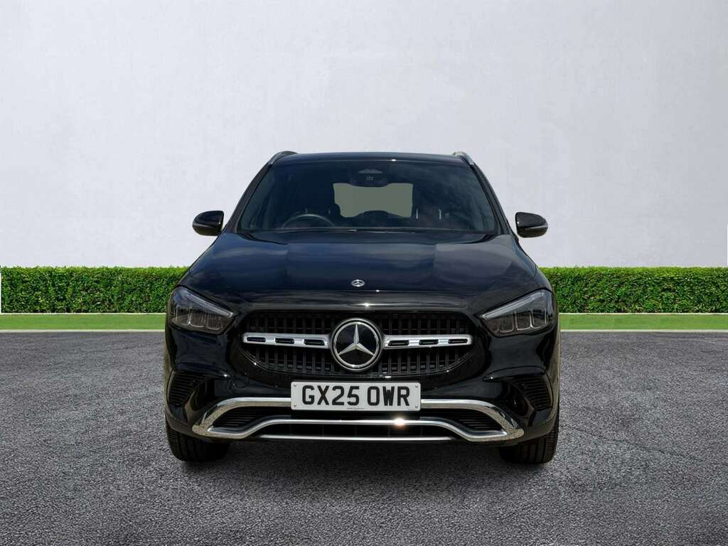 Mercedes-Benz GLA Class Gla 180 Sport Edition Black #2