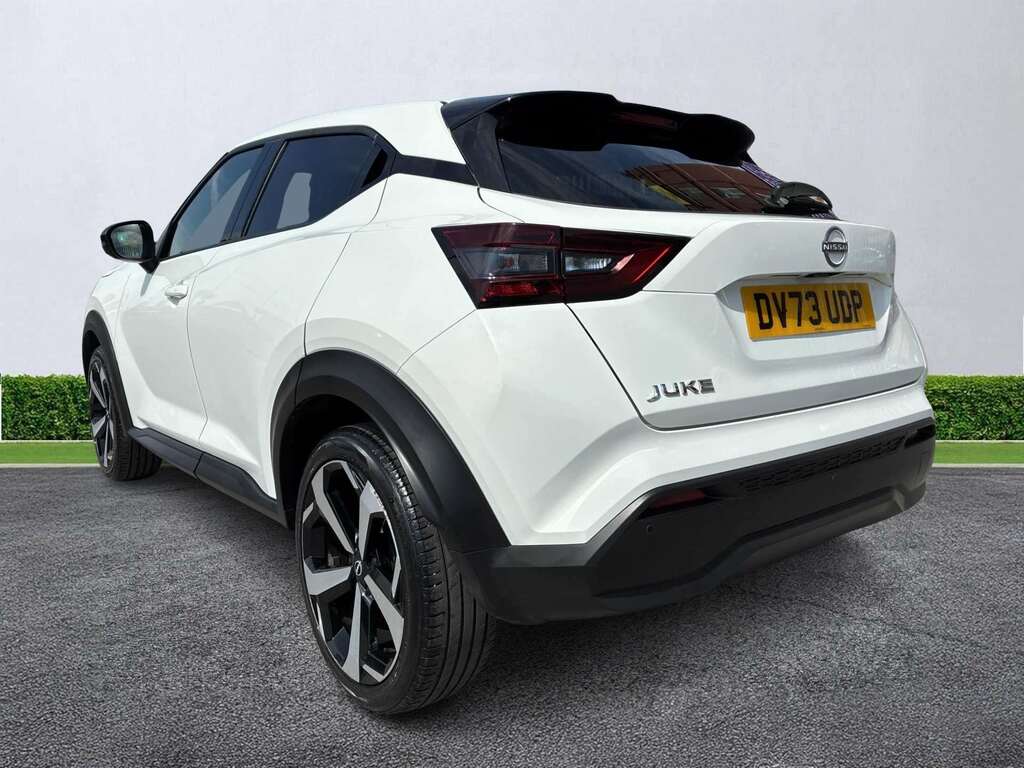 Nissan Juke 1.0 Dig-t 114 Tekna DV73UDP White #2