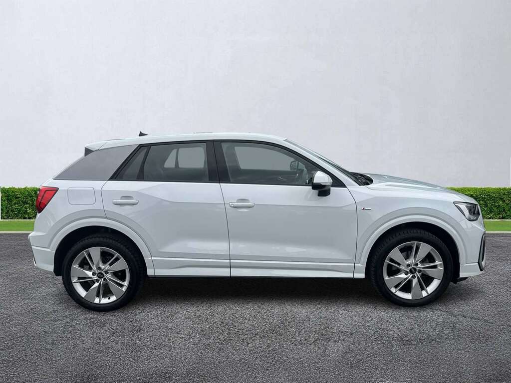 Audi Q2 35 Tfsi S Line S Tronic ND23LLM White #3