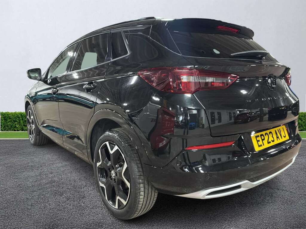 Vauxhall Grandland 1.2 Turbo Ultimate Black #2