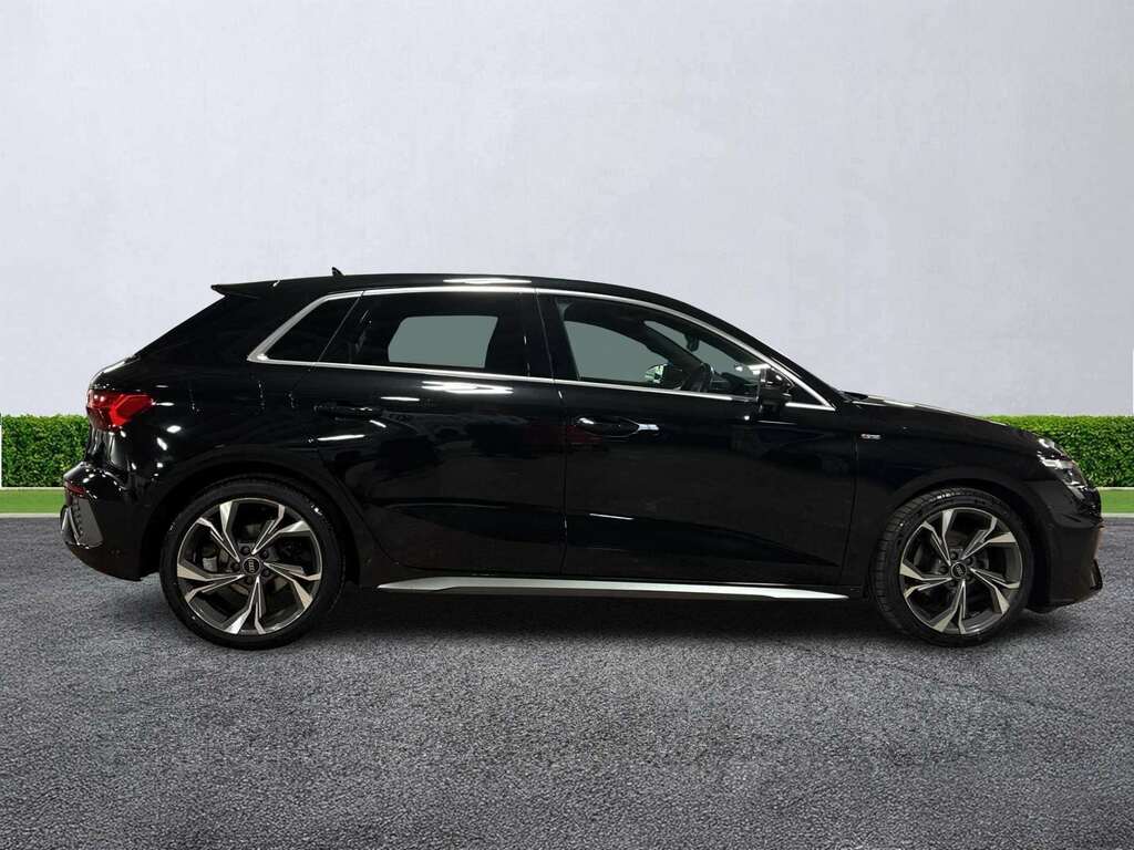 Audi A3 30 Tfsi S Line S Tronic Black #3