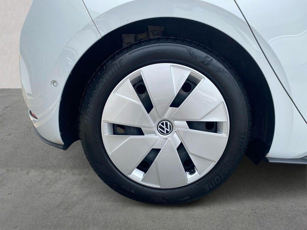 Volkswagen ID.3 Pro 58Kwh Family Hatchback 145 White #5