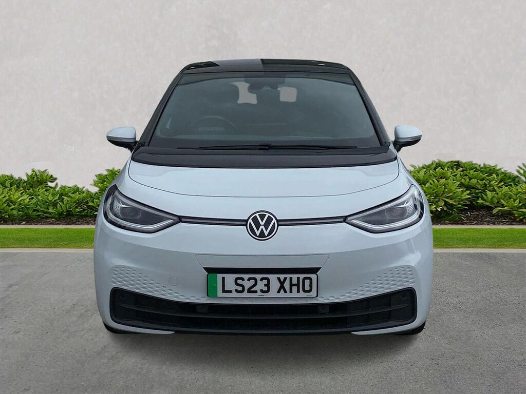 Volkswagen ID.3 Pro 58Kwh Family Hatchback 145 White #4