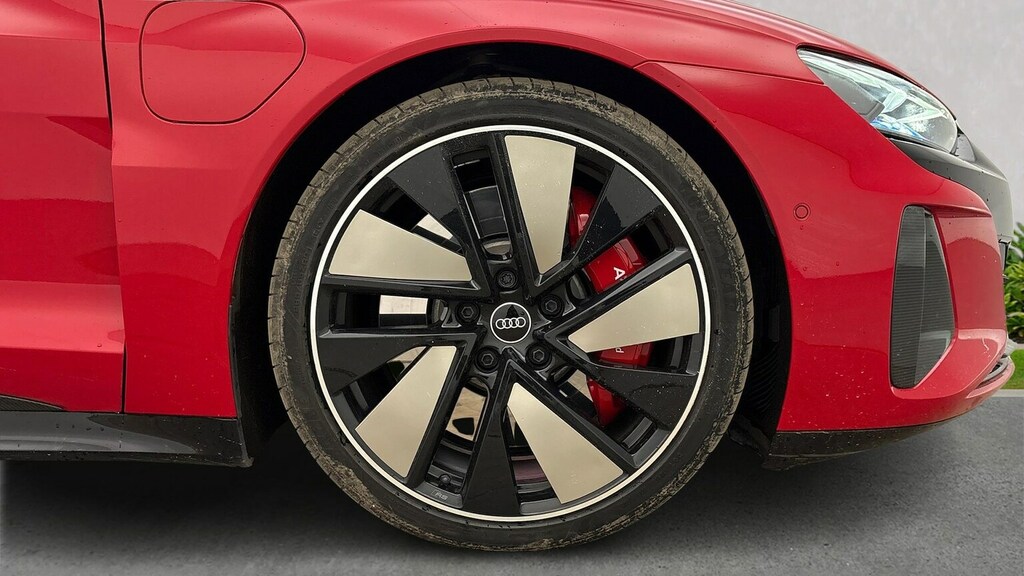 Audi Rs E-Tron Gt 93.4Kwh Carbon Vorsprung Saloon Red #4