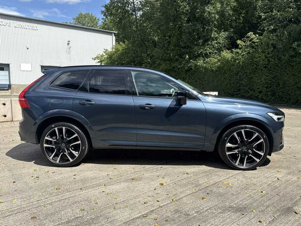 Volvo XC60 2.0 B5p Ultimate Dark Awd Geartronic Blue #5