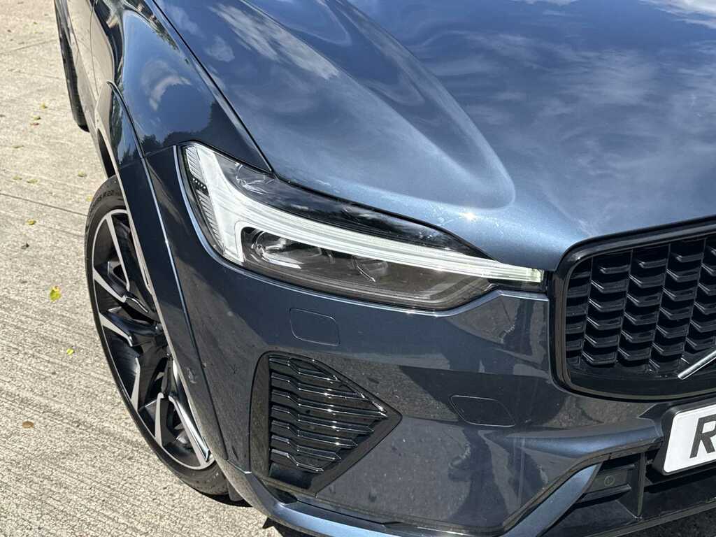 Volvo XC60 2.0 B5p Ultimate Dark Awd Geartronic Blue #4