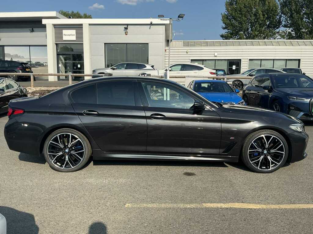 BMW 5 Series 520I Mht M Sport Step YY72CYG Grey #3
