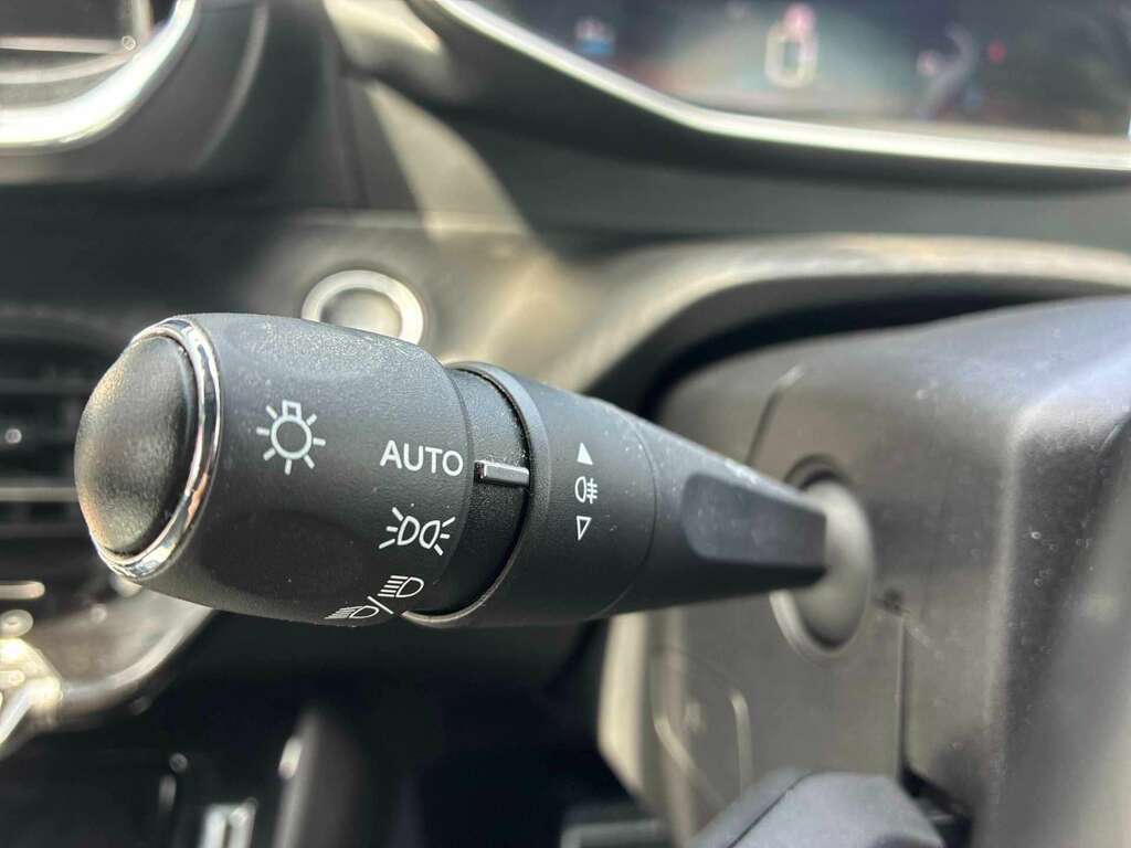 Peugeot e-208 100Kw Gt 50Kwh Blue #24