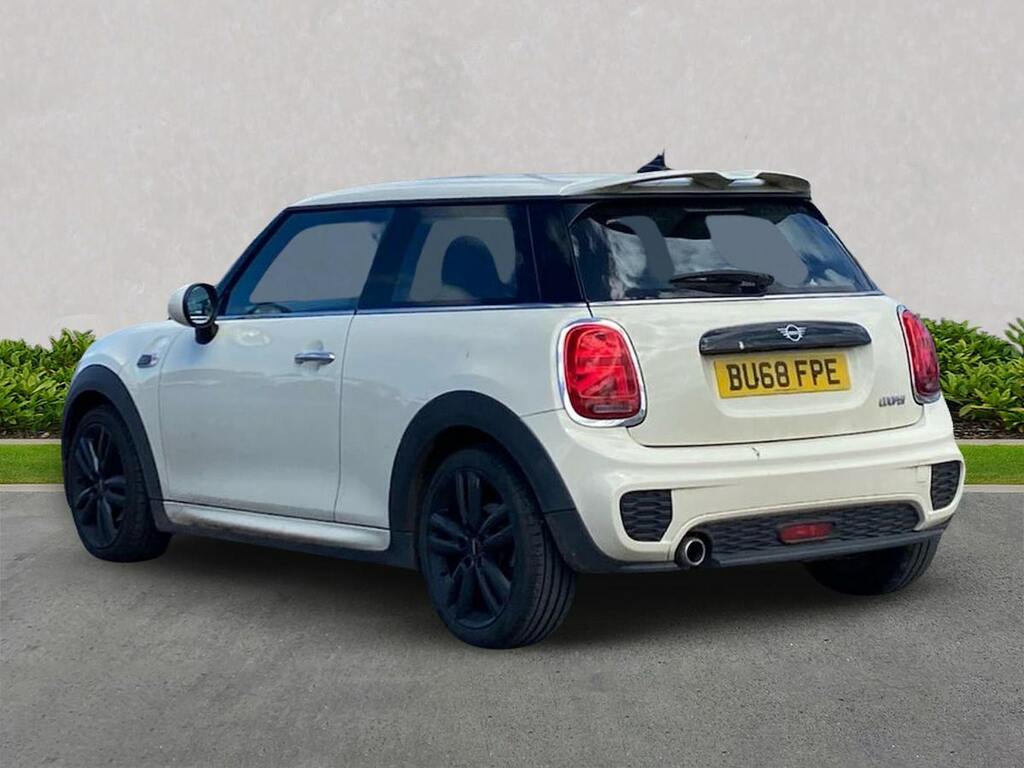 Mini Hatch 1.5 Cooper Sport Hatchback Euro BU68FPE White #2