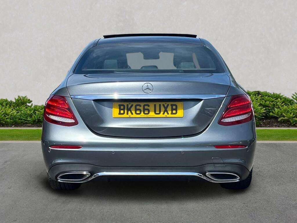 Mercedes-Benz E Class E350d Amg Line Premium Plus 9G-tronic Grey #4