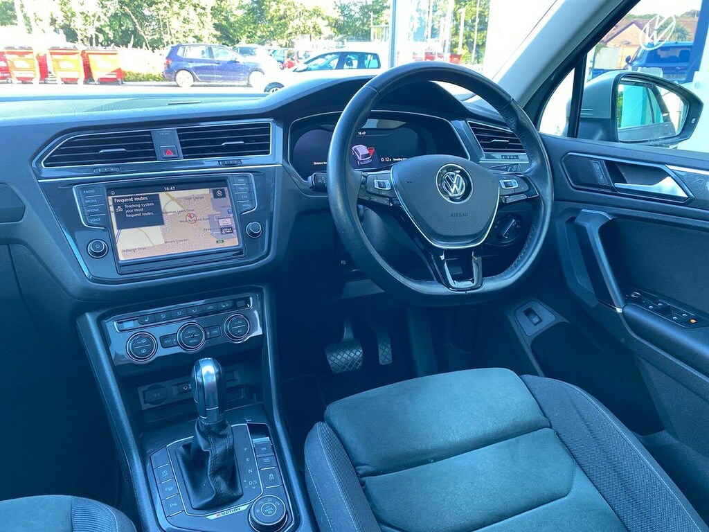 Volkswagen Tiguan 2.0 Tdi Bluemotion Tech Match Edition 150 2Wd Blue #12
