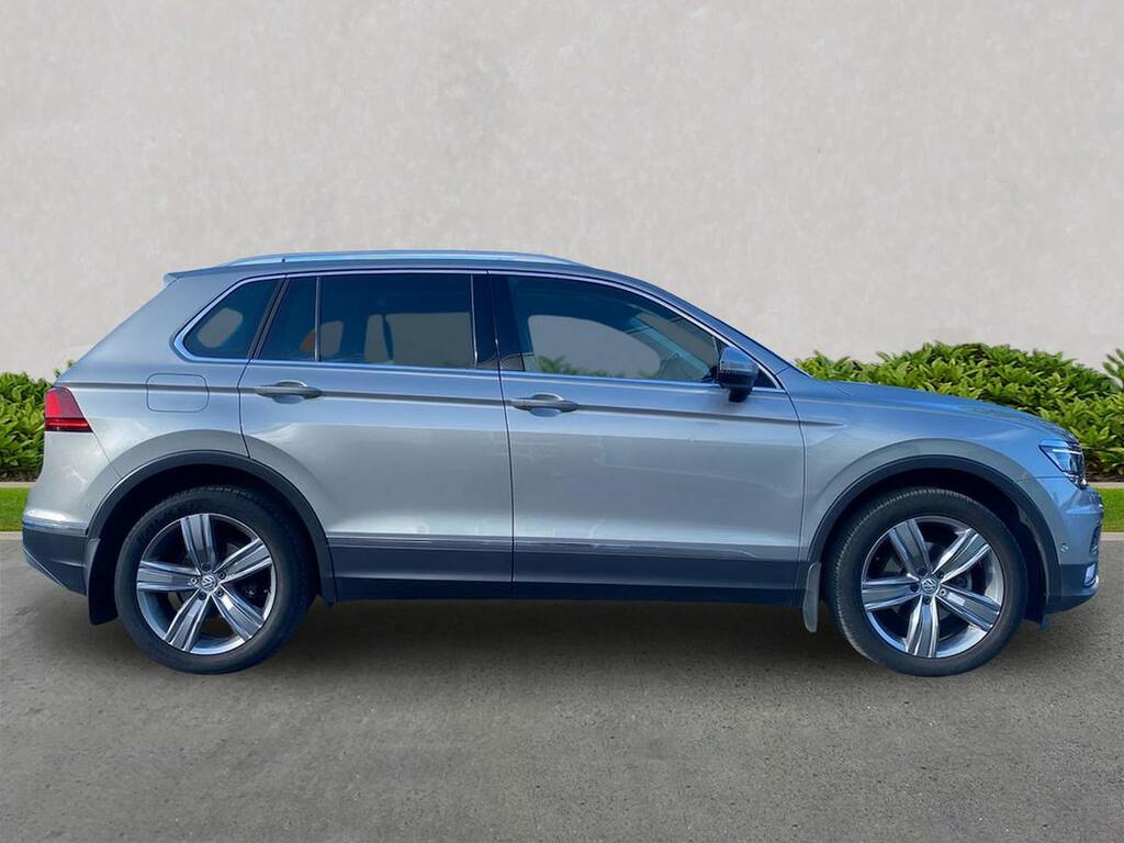 Volkswagen Tiguan 2.0 Tdi Bluemotion Tech Sel Suv Dsg 4Mo Silver #3