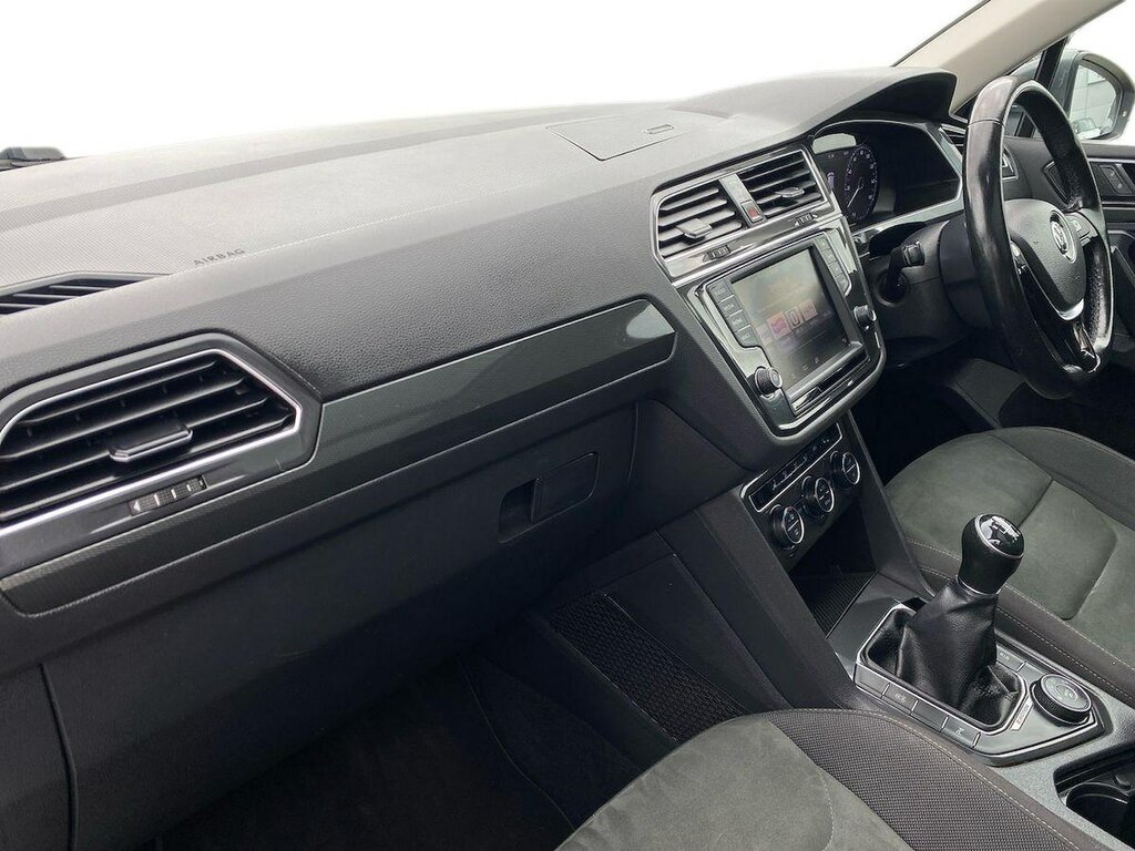 Volkswagen Tiguan 2.0 Tdi Bluemotion Tech Sel Suv Grey #6