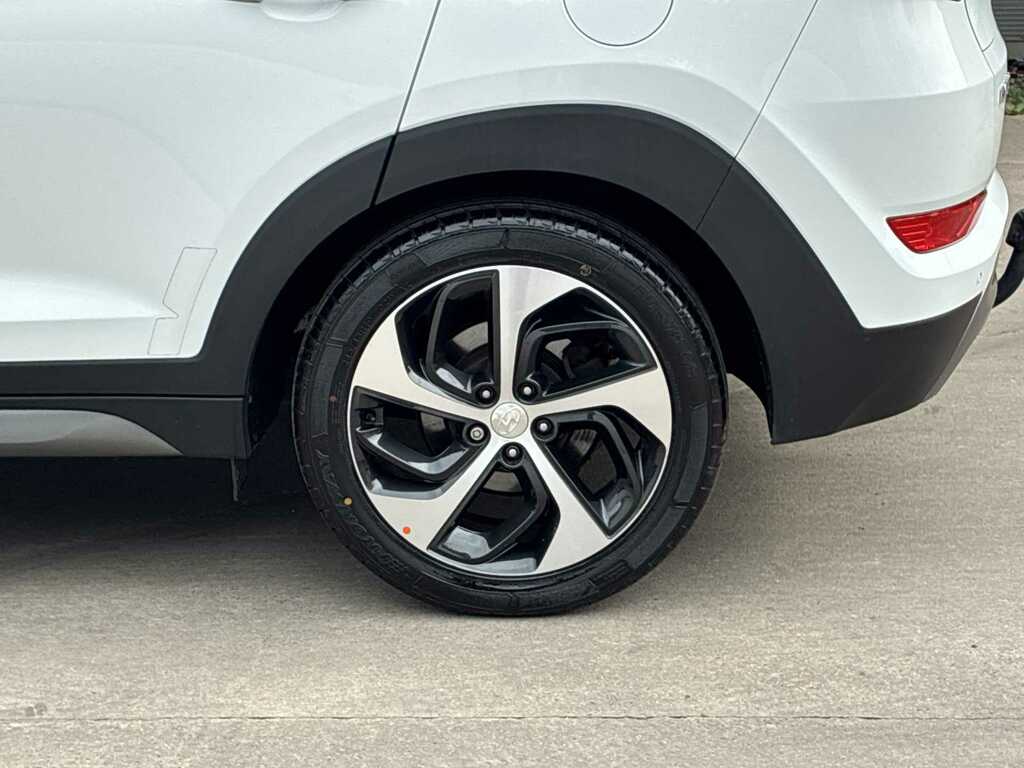 Hyundai Tucson 2.0 Crdi 185 Premium Se White #6