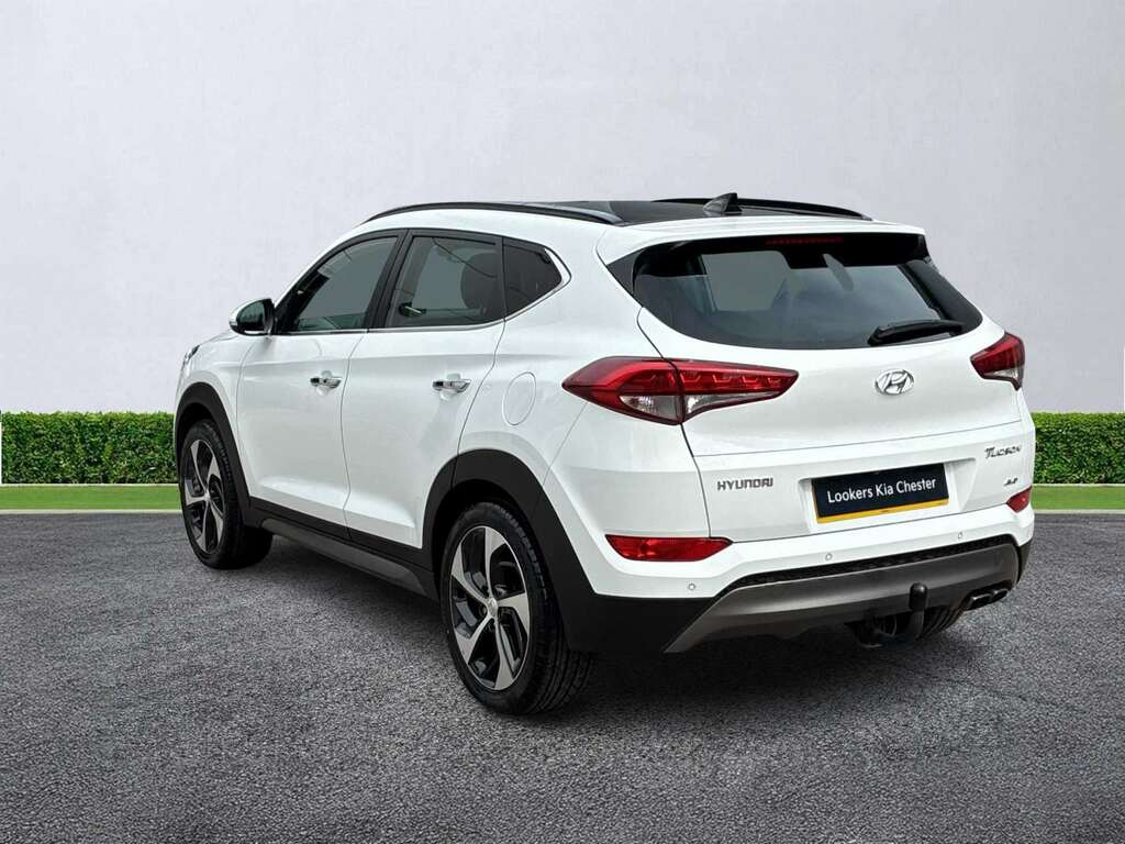 Hyundai Tucson 2.0 Crdi 185 Premium Se White #2