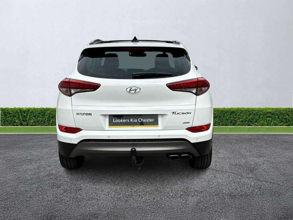 Hyundai Tucson 2.0 Crdi 185 Premium Se White #4