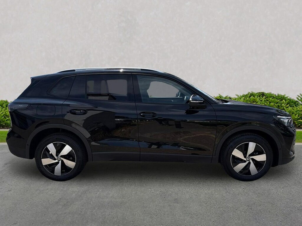 Volkswagen Tiguan 1.5 Etsi Mhev Match Suv Hybrid Dsg Euro Black #3