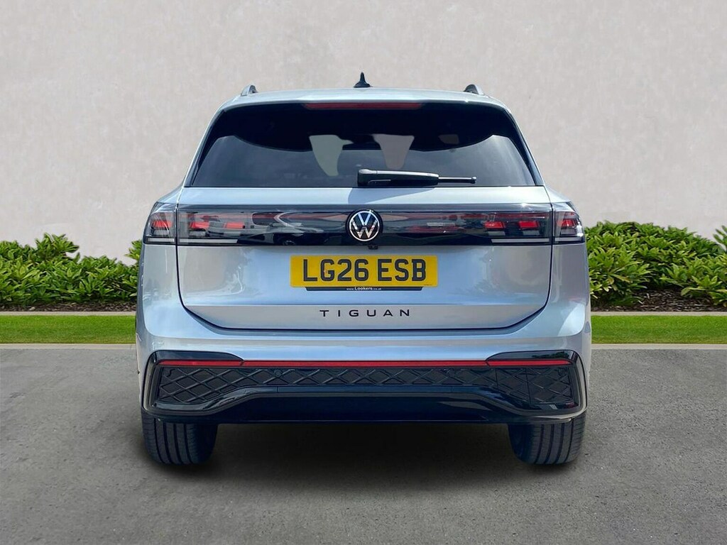 Volkswagen Tiguan 1.5 Tsi 272 Ehybrid R-line Dsg Silver #4