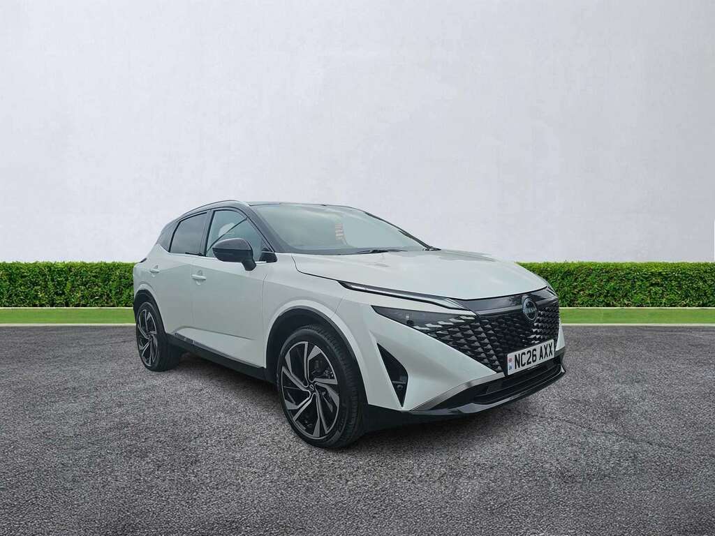 Nissan Qashqai 1.3 Dig-t Mh 158 Tekna