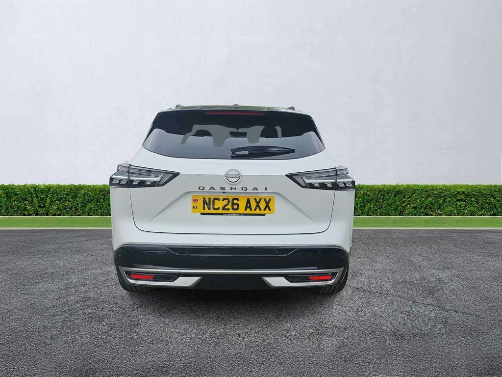 Nissan Qashqai 1.3 Dig-t Mh 158 Tekna NC26AXX #4
